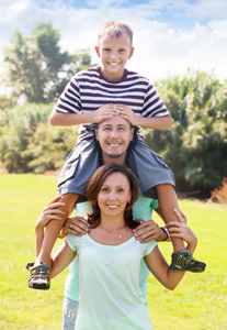 wpid kids on moms shoulders