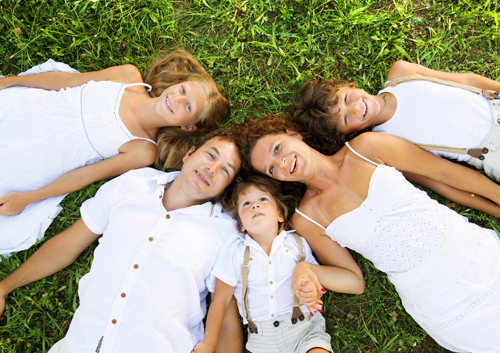 wpid family on grass
